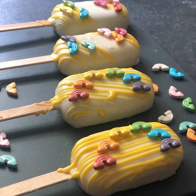 One Off Box- Cakesicle Edition- Sprinkle & Drizzle